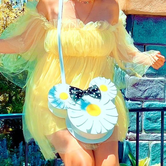 Loungefly Disney Minnie Mouse Daisy Crossbody - Picture 2 of 13